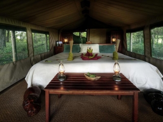 kwara_bedroom_facing_in1