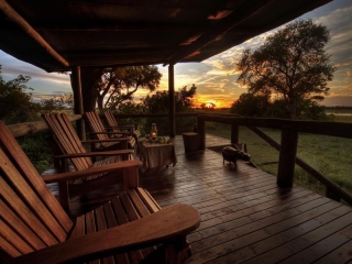 kwara_hide_at_sunset